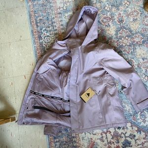 Burton never worn women’s lavender purple winter snowboarding jacket